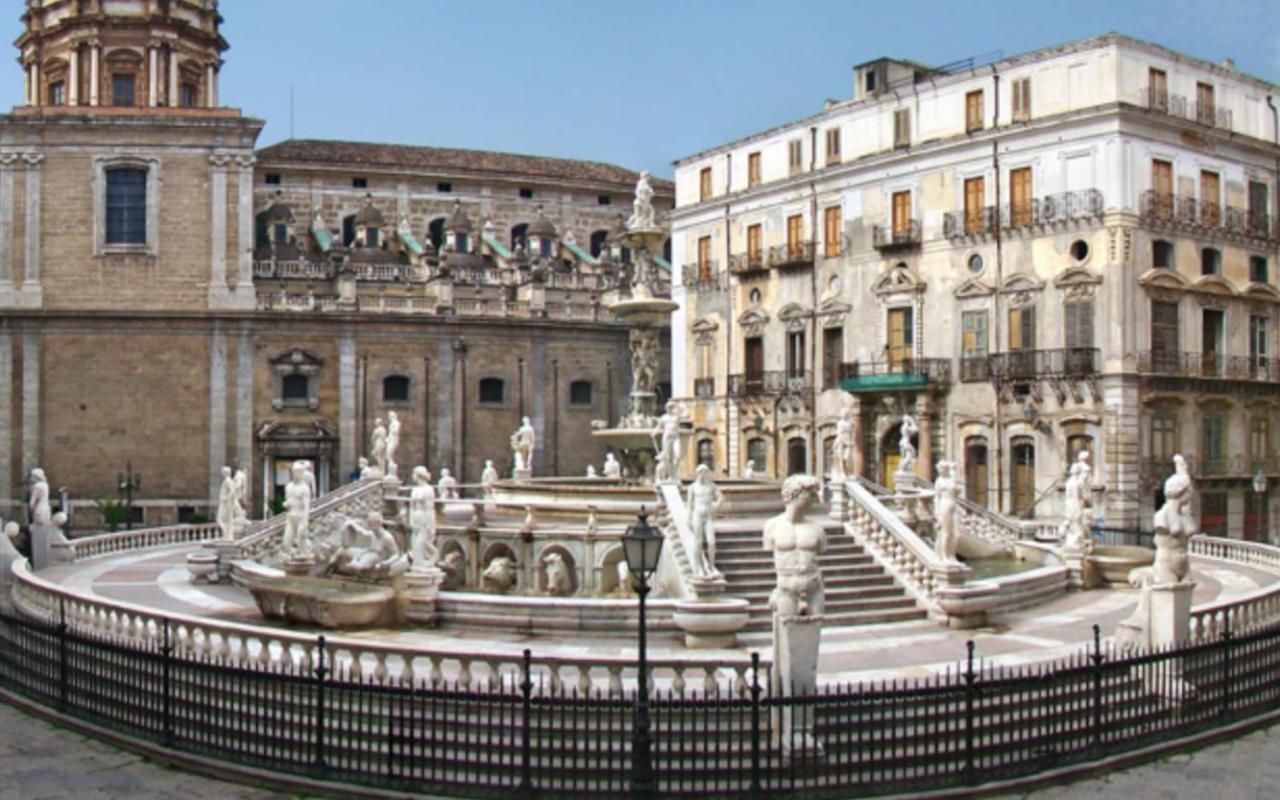 The White House Palermo